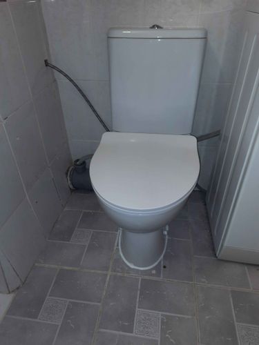 Установка напольного унитаза Демонтаж унитаза