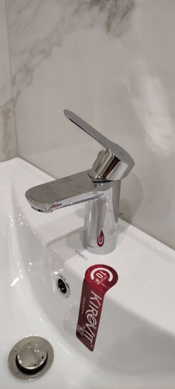 Установка смесителя (на готовые коммуникации)