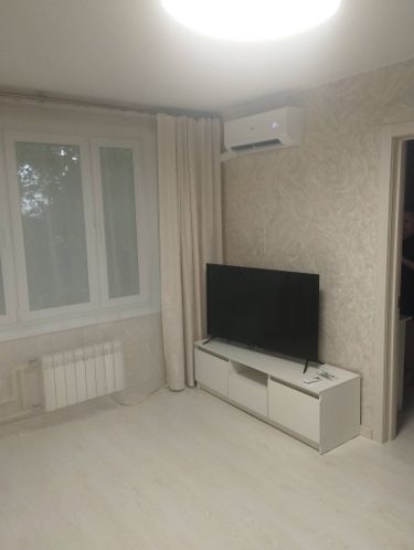 Установка сплит-системы мощностью охлаждения 7-9 kBTU