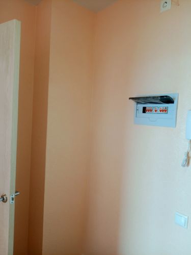 Покраска внутренних стен водоэмульсионной краской