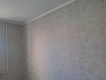 Монтаж потолочного полистрирол/пенополистирол плинтуса
