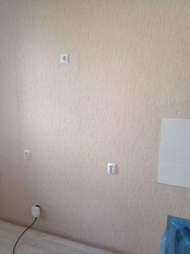 Измерены параметры помещения, учтены все особенности стен и углов, проведены необходимые расчёты для установки потолочной конструкции.