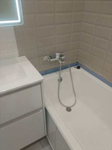 Установка смесителя (на готовые коммуникации)