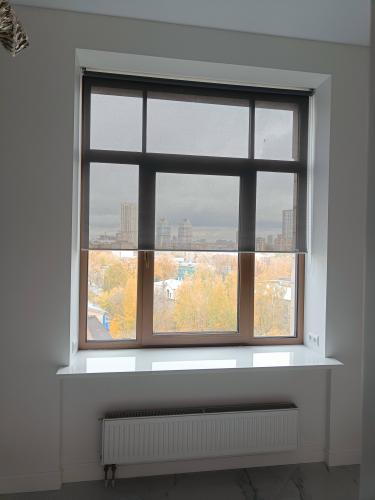 Монтаж рулонной шторы, рулонной шторы «день-ночь» на стену\потолок или в оконный проем