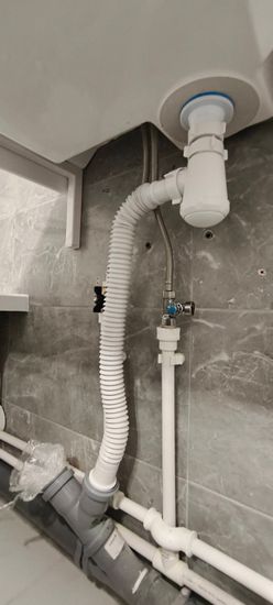 Установка смесителя (на готовые коммуникации)