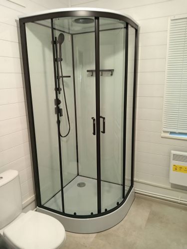 Установка душевой кабины шириной до 100 см