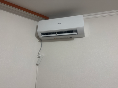 Установка сплит системы 7-9 kBTU (одноэтапный монтаж)