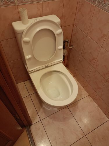 Установка напольного унитаза