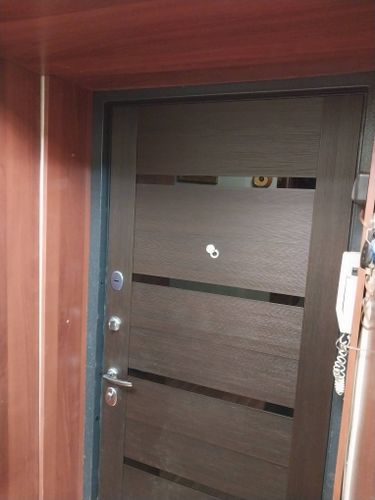 Установка входной двери весом до 95 кг