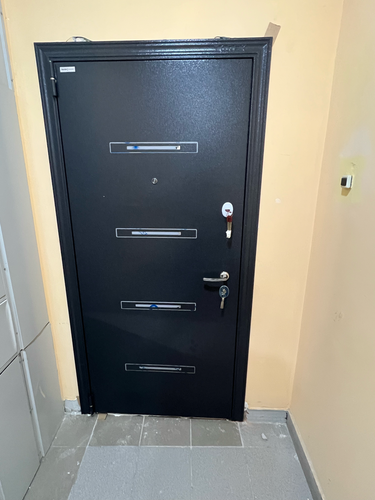 Установка входной двери весом до 95 кг