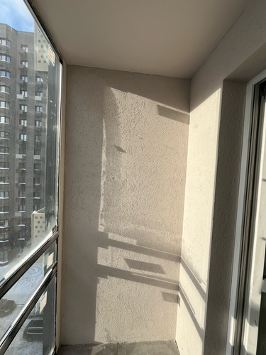 Покраска внутренних стен водоэмульсионной краской