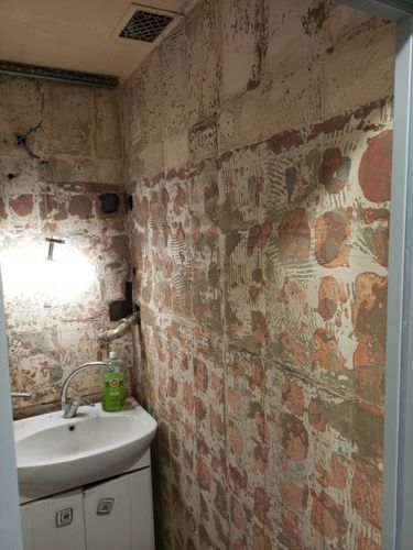 Демонтаж плитки с пола/со стен без сохранения