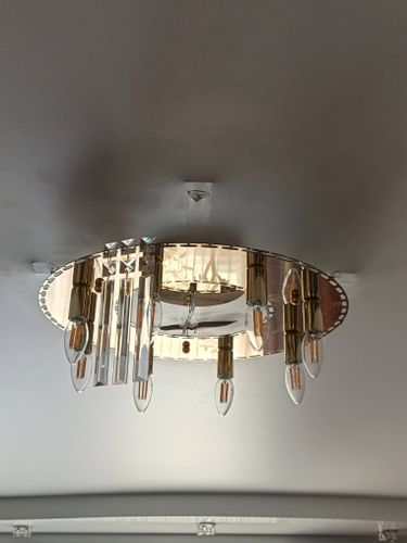 Установка люстры в сборке