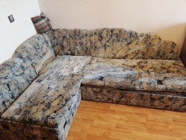 Обновлён внешний вид: заменена обивка, улучшен комфорт, обновлён наполнитель, устранены дефекты, добавлены декоративные элементы. Результат — свежий, стильный предмет интерьера.