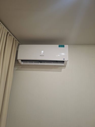 Установка сплит-системы мощностью охлаждения 7-9 kBTU