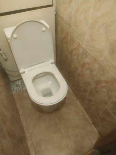 Установка напольного унитаза