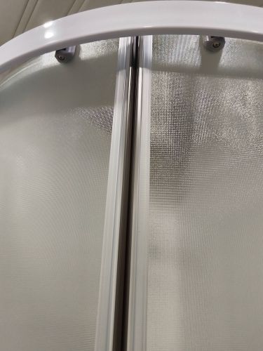 Установка душевой кабины шириной до 90 см