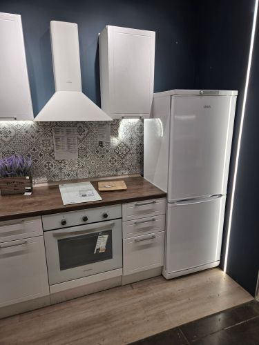 Установка и подключение подстольной мойки Сборка и установка кухонного каркаса Установка механизма Free-Fold / Free Flap / Free Slide