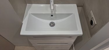 Установка смесителя (на готовые коммуникации)