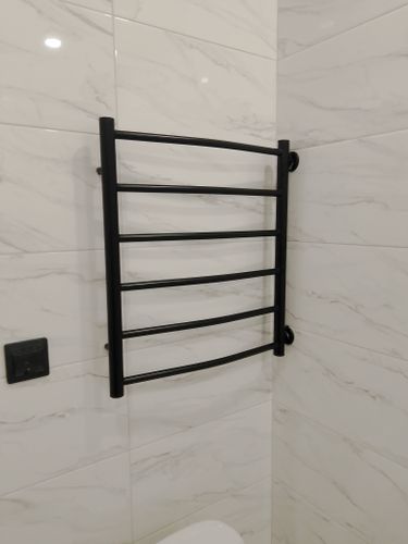 Установка розетки на готовые коммуникации