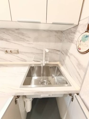 Замена фасадов Установка и подключение врезной мойки Установка и подключение смесителя