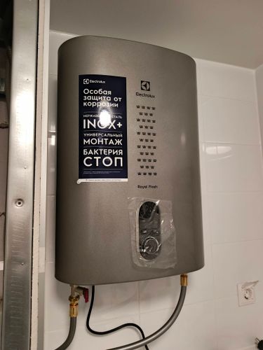 Монтаж электрического полотенцесушителя