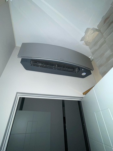 Выполнена очистка фильтров, устранение загрязнений, проверка дренажной системы, дезинфекция внутренних частей, восстановление оптимальной работы устройства.