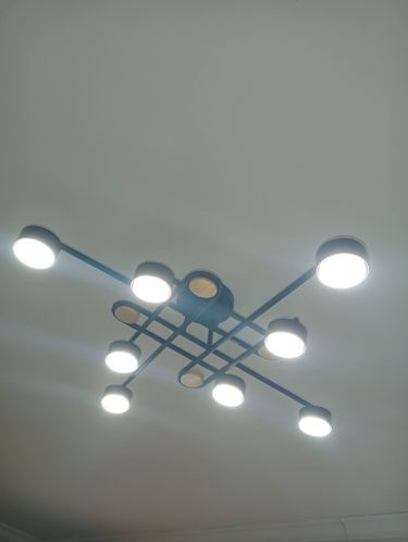 Сборка и навеска люстры