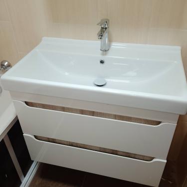 Установка ниппеля для смесителя Выпил одного отверстия/углубления/присадка под петлю в материалах HPL/Камень Установка комплекта: Тумба + Раковина + смеситель + зеркало