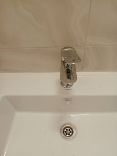 Установка смесителя (на готовые коммуникации)