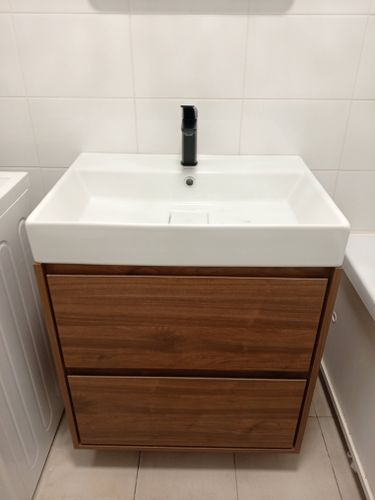 Установка смесителя (на готовые коммуникации)