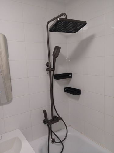 Установка смесителя (на готовые коммуникации)