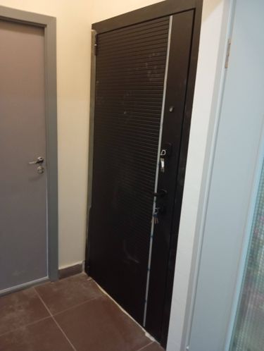 Установка входной двери весом до 95 кг