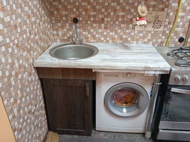 Установка металлической опоры для столешницы ДСП Установка карниза Установка полки на кронштейнах/скрытого монтажа