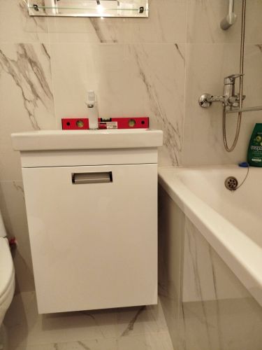 Установка комплекта: Тумба + Раковина + смеситель + зеркало