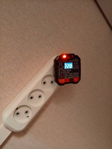 Установка дополнительной розетки с подведением коммуникаций