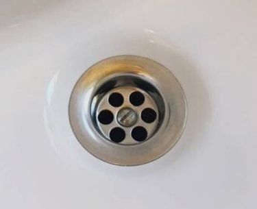 Установка раковины на кронштейнах