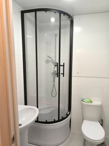 Установка и подключение душевого уголка/ширмы с поддоном