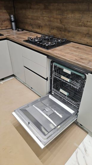 Установка газовой варочной поверхности Установка и подключение встраиваемого электрического духового шкафа Выезд мастера за пределы зоны бесплатного выезда