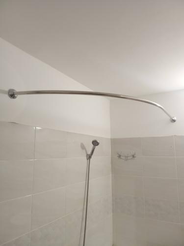 Установка штанги для душа