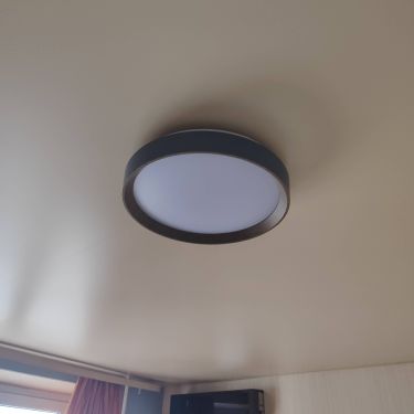 Установка люстры в сборке