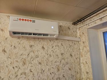 Установка сплит системы 7-9 kBTU (одноэтапный монтаж)