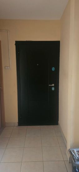 Установка входной двери весом до 95 кг