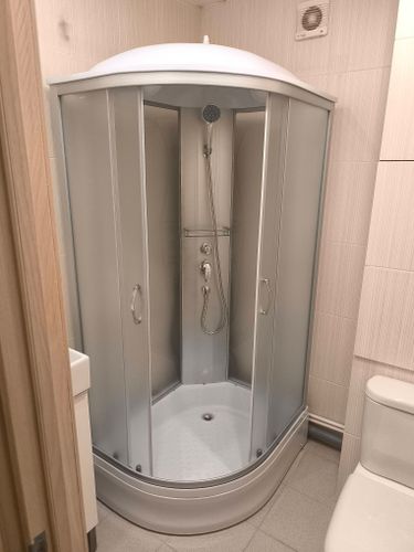 Демонтаж душевой кабины