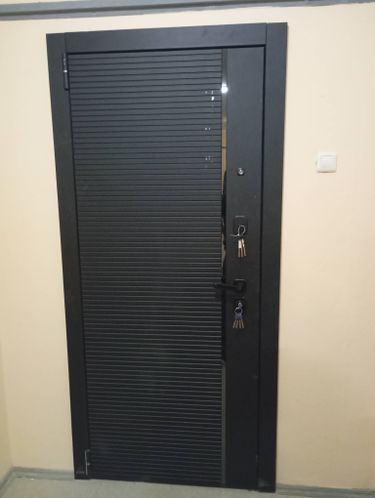 Установка входной двери весом до 95 кг