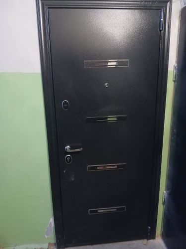 Установка входной двери весом до 95 кг