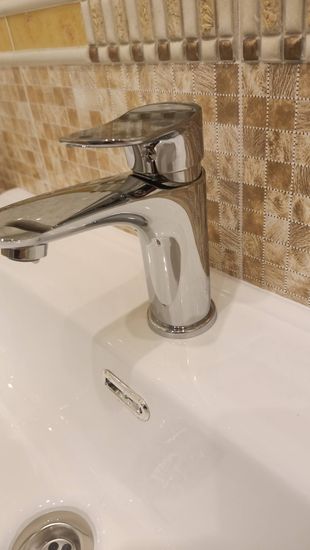 Установка смесителя (на готовые коммуникации)