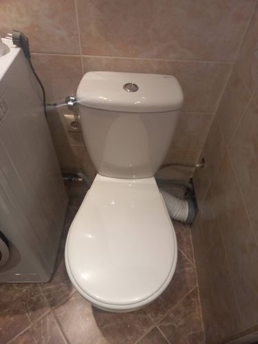 Установка напольного унитаза