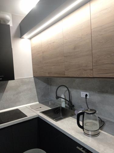 Подключение и монтаж блока питания / контролера + выключателем Выезд мастера за пределы зоны бесплатного выезда