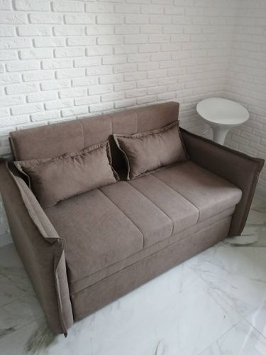 Изготовлен и установлен мебельный элемент с ящиками, закреплены все детали, проверена устойчивость, обеспечена функциональность и эстетичность конструкции в интерьере.